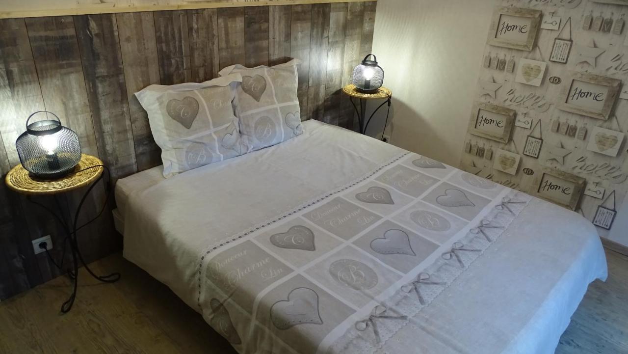 La Bazoge Chambres De Montheard מראה חיצוני תמונה